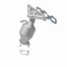 Load image into Gallery viewer, MagnaFlow Direct Fit Catalytic Converter 01-05 Ford Escape 3.0L