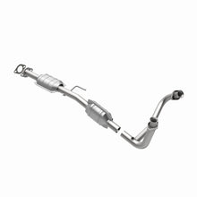 Load image into Gallery viewer, MagnaFlow Direct Fit Catalytic Converter 86-97 Ford Aerostar 3.0L