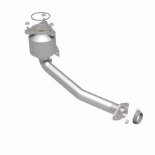 Load image into Gallery viewer, MagnaFlow Direct Fit Catalytic Converter 04-07 Suzuki Aerio 2.3L