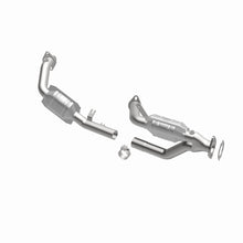 Load image into Gallery viewer, MagnaFlow Direct Fit Catalytic Converter 96-99 Taurus 3.0L