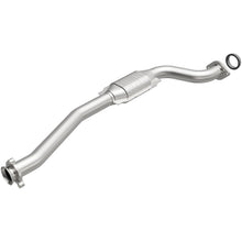 Load image into Gallery viewer, MagnaFlow Direct Fit Catalytic Converter 09-10 Hummer H3T 3.7L