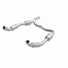 Load image into Gallery viewer, MagnaFlow Direct Fit Catalytic Converter 2008+ Ford E-150 4.6L
