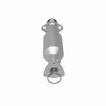 Load image into Gallery viewer, MagnaFlow Direct Fit Catalytic Converter 1995 Honda Odyssey 2.2L
