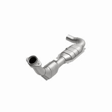 Load image into Gallery viewer, MagnaFlow Direct Fit Catalytic Converter 99 F150 4.6L V8 D/S 2WD