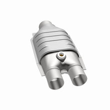 Load image into Gallery viewer, MagnaFlow Universal Catalytic Converter 3/2 Single / Dual with O2