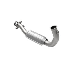 Load image into Gallery viewer, MagnaFlow Direct Fit Catalytic Converter 2004 Liberty P/S frt