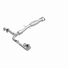 Load image into Gallery viewer, MagnaFlow Direct Fit Catalytic Converter 00-03 Chevy S-10 4.3L