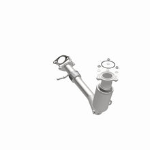 Load image into Gallery viewer, MagnaFlow Direct Fit Catalytic Converter 14-16 GMC Terrain / 15-16 Chevrolet Equinox 2.4L
