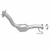 Load image into Gallery viewer, MagnaFlow Direct Fit Catalytic Converter 96-98 Explorer-Mountaineer