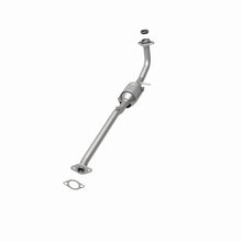Load image into Gallery viewer, MagnaFlow Direct Fit Catalytic Converter 95-96 Geo Metro 1.0L