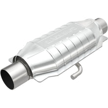 Load image into Gallery viewer, MagnaFlow Universal Catalytic Converter 2.5in ID Inlet/Outlet Center/Center Oval Rear