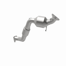 Load image into Gallery viewer, MagnaFlow Direct Fit Catalytic Converter 2007-2010 Q7 V6 3.6 OEM Underbody