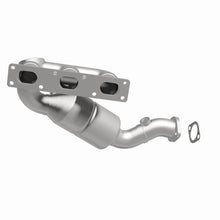 Load image into Gallery viewer, MagnaFlow Direct Fit Catalytic Converter BMW 5 99-00 Rear