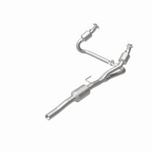 Load image into Gallery viewer, MagnaFlow Direct Fit Catalytic Converter 02-03 Dodge Durango 5.9L