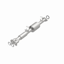 Load image into Gallery viewer, MagnaFlow Direct Fit Catalytic Converter 91-95 Toyota Previa 2.4L