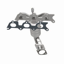 Load image into Gallery viewer, MagnaFlow DF Cat Conv 07-11 Chrysler Sebring 2.7L Rr Manifold/08-10 Dodge Avenger 2.7L Rear Manifold