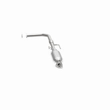 Load image into Gallery viewer, MagnaFlow Direct Fit Catalytic Converter 00-02 Tundra 4.7L 4WD FL
