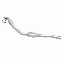 Load image into Gallery viewer, MagnaFlow Direct Fit Catalytic Converter 96-97 Volvo 850 2.5L