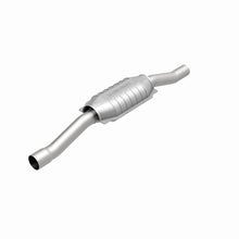 Load image into Gallery viewer, MagnaFlow Direct Fit Catalytic Converter Regal-Lumina-Cutlass-Grand