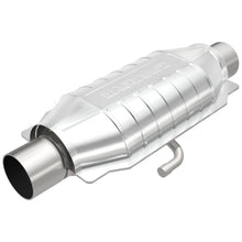 Load image into Gallery viewer, MagnaFlow Universal Catalytic Converter 2.5in ID Inlet/Outlet Center/Center Oval Rear
