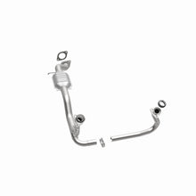 Load image into Gallery viewer, MagnaFlow Direct Fit Catalytic Converter 2000 Chevy Blazer 4.3L 4WD