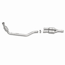 Load image into Gallery viewer, MagnaFlow Direct Fit Catalytic Converter Mercedes CLK320 01-03 Driver Side OEM