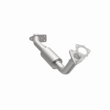Load image into Gallery viewer, MagnaFlow California Grd DF Cat. Conv 1996 Buick Roadmaster/Cadillac Fleetwood/Chevrolet Caprice
