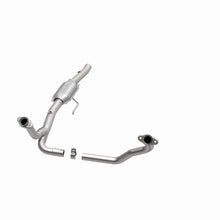 Load image into Gallery viewer, MagnaFlow Direct Fit Catalytic Converter 00-03 Dakota 4.7L 2WD OEM