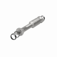 Load image into Gallery viewer, MagnaFlow Direct Fit Catalytic Converter 11-15 Sienna 3.5 Underbody