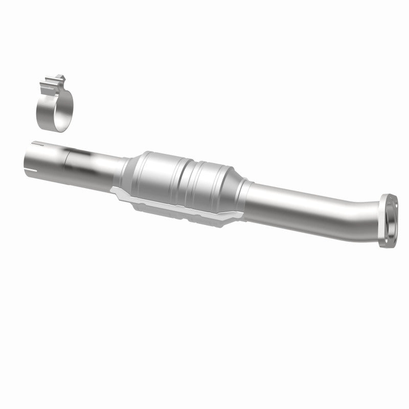 MagnaFlow Direct Fit Catalytic Converter 2010-2012 VENZA 2.7L Underbody