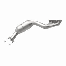 Load image into Gallery viewer, MagnaFlow Direct Fit Catalytic Converter 07-10 Audi S6 5.2L Passenger Rear Manifold