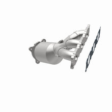 Load image into Gallery viewer, MagnaFlow Direct Fit Catalytic Converter 08-12 Land Rover LR2 3.2L