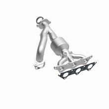 Load image into Gallery viewer, MagnaFlow Direct Fit Catalytic Converter 04-10 Mitsu Endeavor 3.8L