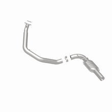 Load image into Gallery viewer, MagnaFlow Direct Fit Catalytic Converter 03-09 GM 2500/3500 Driver Side