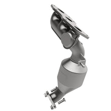 Load image into Gallery viewer, MagnaFlow Direct Fit Catalytic Converter 07-09 Toyota Sienna 3.5L