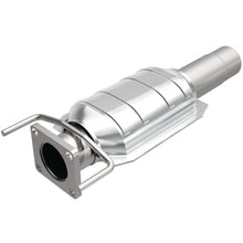 Load image into Gallery viewer, MagnaFlow Direct Fit Catalytic Converter Gm