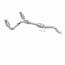 Load image into Gallery viewer, MagnaFlow Direct Fit Catalytic Converter 00-03 Durango 4WD 4.7L