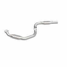 Load image into Gallery viewer, MagnaFlow Direct Fit Catalytic Converter 03-05 Express 2500 4.8L Driver Side