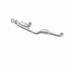Load image into Gallery viewer, MagnaFlow Direct Fit Catalytic Converter 95-97 Continental 4.6 front