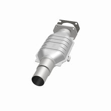 Load image into Gallery viewer, MagnaFlow Direct Fit Catalytic Converter GM 86 87