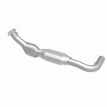 Load image into Gallery viewer, MagnaFlow Direct Fit Catalytic Converter 97-98 Expedition-Navigator
