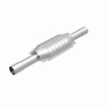 Load image into Gallery viewer, MagnaFlow Direct Fit Catalytic Converter GM 26X6.5 X4 2/2