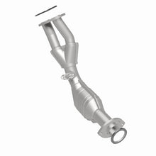 Load image into Gallery viewer, MagnaFlow Direct Fit Catalytic Converter 01-04 Tacoma 2.7L front 49S