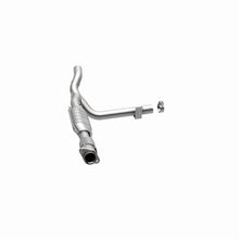 Load image into Gallery viewer, MagnaFlow Direct Fit Catalytic Converter 99 Ford F-150 4.6L