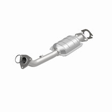 Load image into Gallery viewer, MagnaFlow DF Catalytic Conv 01-02 Infiniti QX4 3.5L / 01/02/04 Nissan Pathfinder 3.5L (California)