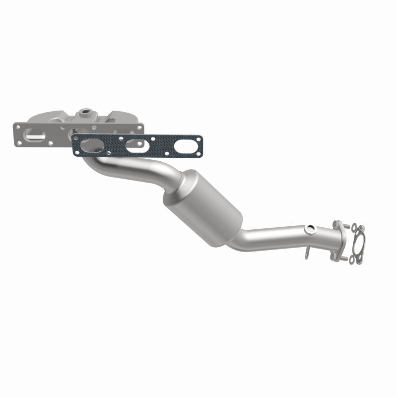 MagnaFlow Direct Fit Catalytic Converter BMW 3 01-05 Front