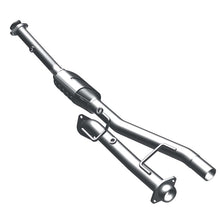Load image into Gallery viewer, MagnaFlow Direct Fit Catalytic Converter 97-00 Explorer 4.0 Passenger Side