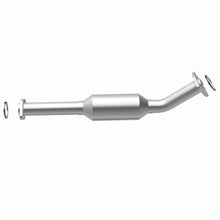 Load image into Gallery viewer, MagnaFlow Direct Fit Catalytic Converter OEM 2003-2004 Toyota Tundra Underbody - 28.75in Length