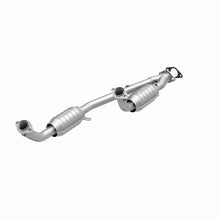 Load image into Gallery viewer, MagnaFlow Direct Fit Catalytic Converter Windstar 95-96