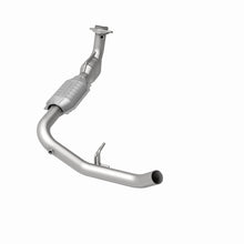 Load image into Gallery viewer, MagnaFlow Direct Fit Catalytic Converter 99-00 Ford Trucks 5.4L
